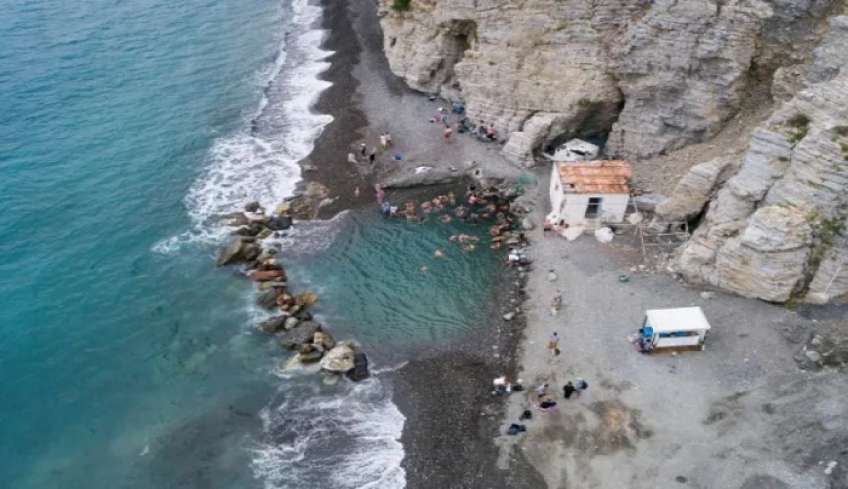 reader.gr: Η μυστική παραλία στην Κω με τα «καυτά» νερά που θυμίζει πλανητάριο (video)