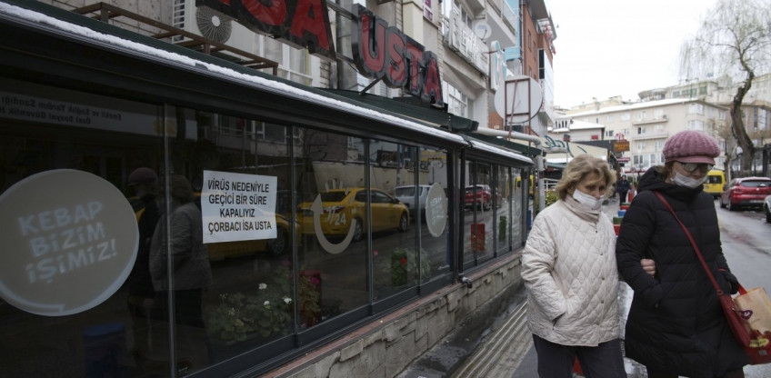 Favipiravir: Το κινεζικό φάρμακο που δοκιμάζει η Τουρκία κατά του κορονοϊού