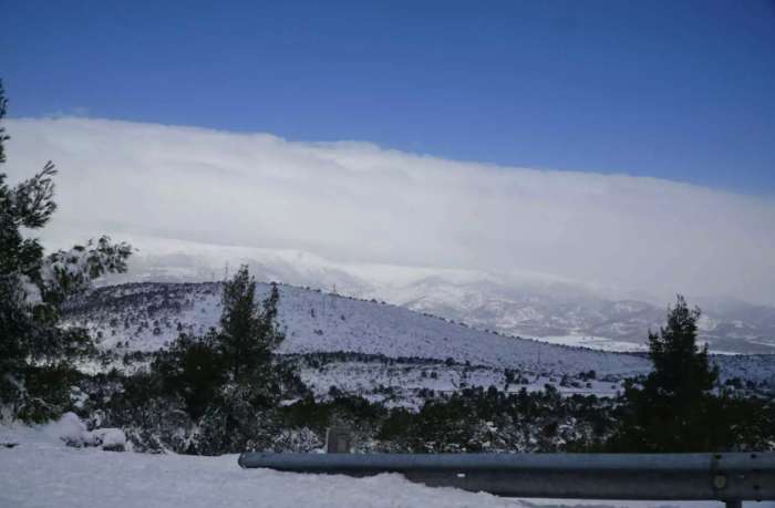 Καιρός – Meteo: Ραγδαία επιδείνωση με καταιγίδες απόψε – Κρύο, χαλάζι, θυελλώδεις άνεμοι και χιόνια σε χαμηλά υψόμετρα από Τρίτη