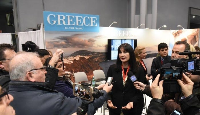 "Καλώς ήλθε το δολάριο" ! 20% περισσότεροι Αμερικανοί τουρίστες το 2017 στην Ελλάδα