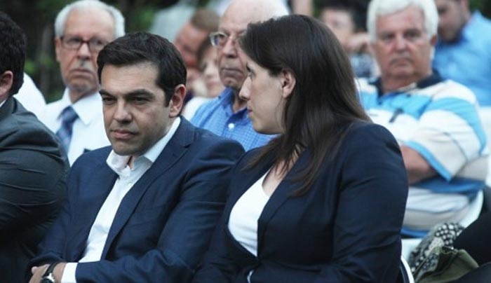 Ζωή Κωνσταντοπούλου: "Κάθε νεογέννητο στην Ελλάδα χρωστάει σήμερα 41.000 ευρώ"