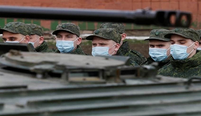 Τύμπανα πολέμου στην Ουκρανία: 150.000 πάνοπλοι Ρώσοι στρατιώτες παίρνουν θέση στα σύνορα
