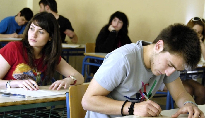 Τι αλλάζει στις διαδικασίες των Πανελλαδικών – Αντίστροφη μέτρηση για χιλιάδες υποψηφίους