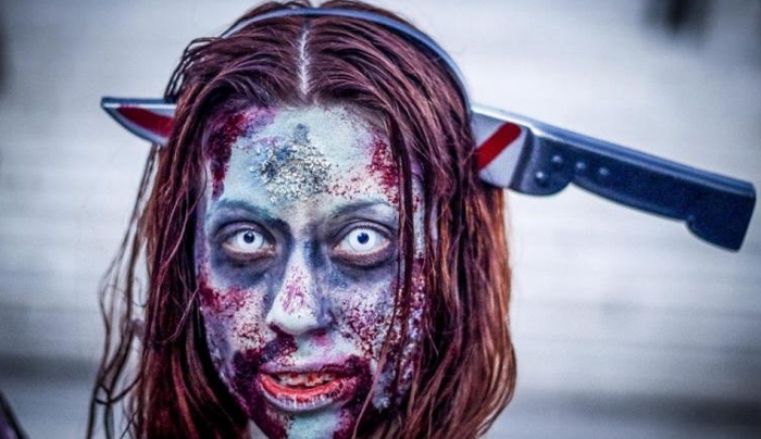 To Zombie Walk σκόρπισε τη φρίκη στους δρόμους της Αθήνας! (φωτό)