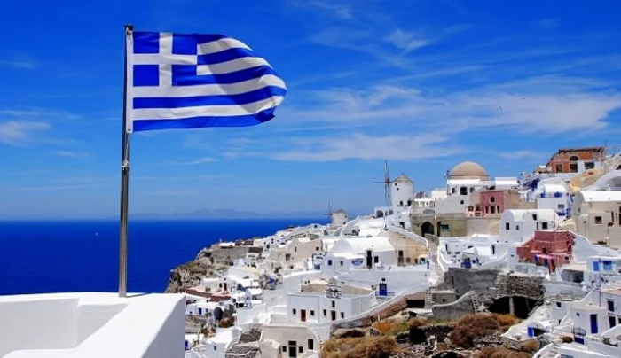 Ενα εκατομμύριο τουρίστες υποδέχτηκε η Ελλάδα τον Ιούνιο