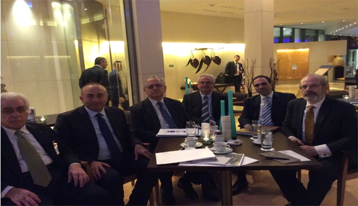 Συνάντηση Αρ. Παυλίδη στο Hilton με τον Υπουργό Εξωτερικών της Τουρκίας κ. Μεβλούτ Τσαβούσογλου