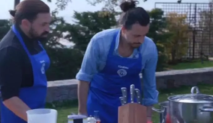 Αδιανόητο στο MasterChef – Η μύγα κολυμπούσε στον ζωμό και σκέφτηκε να τον σερβίρει