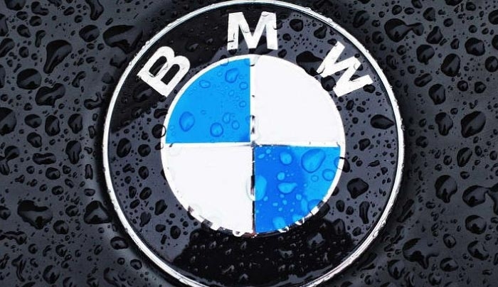 Η BMW ανακαλεί στις ΗΠΑ 136.000 οχήματα λόγω προβλήματος στην αντλία καυσίμων