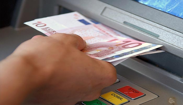 Πώς μπορείτε να ανοίξετε τραπεζικό λογαριασμό εν μέσω capital controls