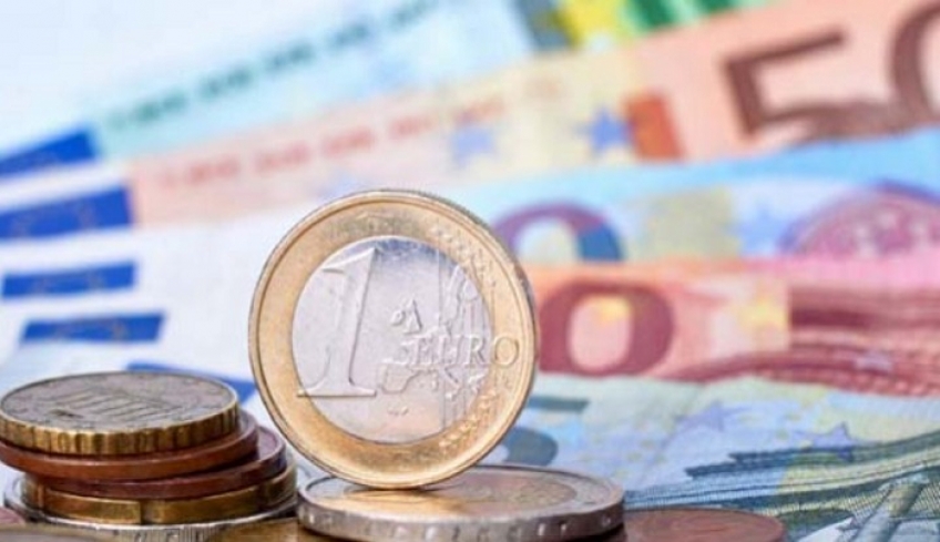 Επίδομα 800 ευρώ: Ποιοι και γιατί δεν πληρώθηκαν - Πότε και πώς θα πάρουν τα χρήματα