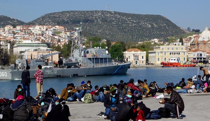 Μυτιλήνη: Επιστρέφουν για νέα «χαρτιά» όσοι μετανάστες δεν πέρασαν από την ΠΓΔΜ