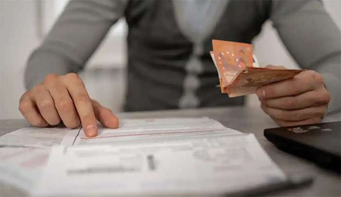 Αυξάνονται κατά 2,5% οι ασφαλιστικές εισφορές των μη μισθωτών το 2026
