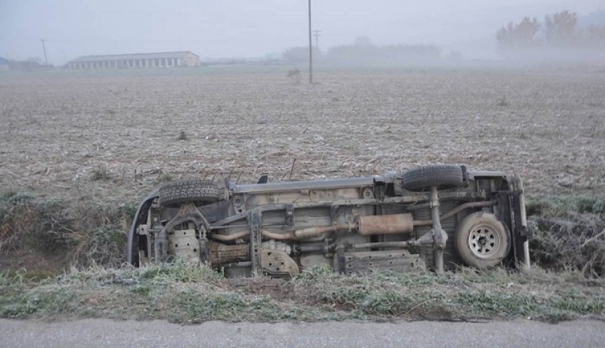 Τραγωδία στον Έβρο: Ζευγάρι πνίγηκε όταν έπεσε με το αυτοκίνητο σε αρδευτικό κανάλι
