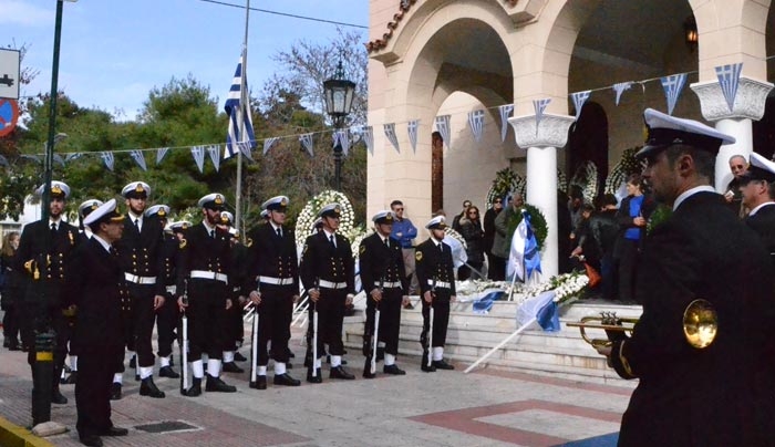 Το &quot;τελευταίο αντίο&quot; στον ανθυπασπιστή του ελικοπτέρου - ΒΙΝΤΕΟ