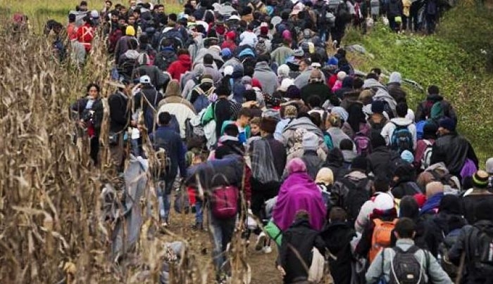 Κατάσταση ασφυξίας: Περίπου 7.000 πρόσφυγες στην ουδέτερη ζώνη Ελλάδας - ΠΓΔΜ