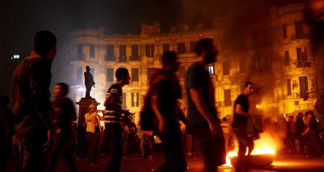 Η Μουσουλμανική Αδελφότητα έκαψε… πανεπιστήμιο στο Κάιρο! Ένας νεκρός, πολλοί τραυματίες