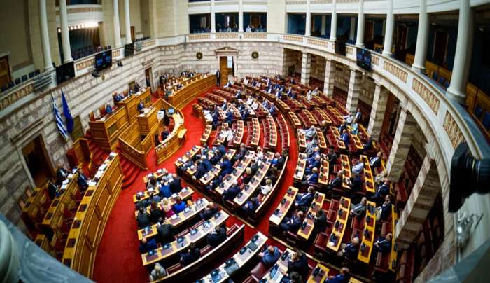 Καθυστερούν οι αποφάσεις για τις εκλογές -Ποιοι μιλούν για 14 Μαΐου