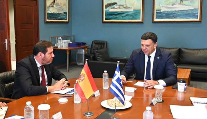 Β. Κικίλιας στη συνάντηση με τον Ισπανό ομόλογό του, Oscar Puente: «Μαζί Ελλάδα και Ισπανία για την ανταγωνιστικότητα των μεσογειακών λιμένων της Ε.Ε»