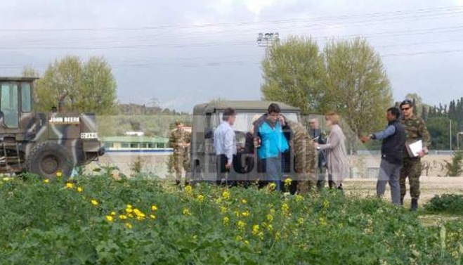 Στήνουν καταυλισμό για 800 πρόσφυγες και μετανάστες στο πάρκο Τρίτση -Ο Μουζάλας ζήτησε το χώρο για ένα μήνα [εικόνες]