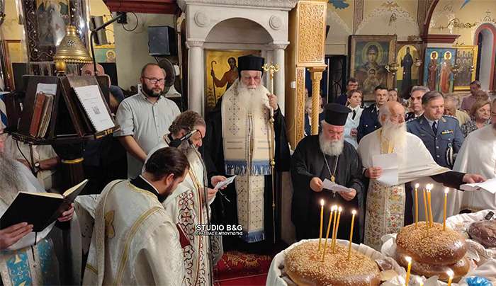 ΑΡΓΟΛΙΔΑ -ΑΡΧΙΕΡΑΤΙΚΟΣ ΕΣΠΕΡΙΝΟΣ ΚΑΙ ΛΙΤΑΝΕΙΑ ΤΗΣ ΠΑΝΑΓΙΑΣ ΘΕΟΜΑΝΑΣ ΣΤΗ ΠΡΟΣΦΥΓΙΚΗ ΝΕΑ ΚΙΟ