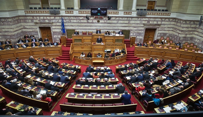 Κόντρα ΝΔ - ΣΥΡΙΖΑ για ΕΝΦΙΑ και μεσαία τάξη