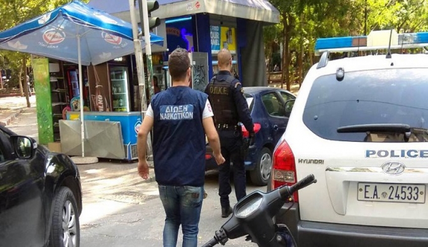 Καίρια χτυπήματα της ΕΛ.ΑΣ στις πιάτσες ναρκωτικών της Αθήνας