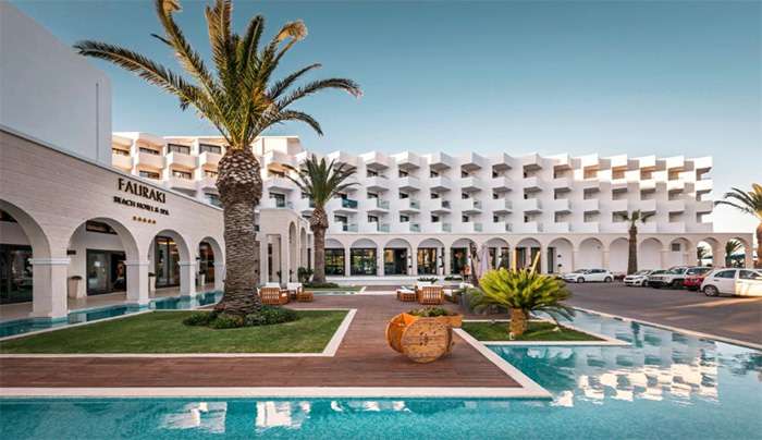 Οι φωτογραφίες είναι από το Mitsis Faliraki Beach Hotel