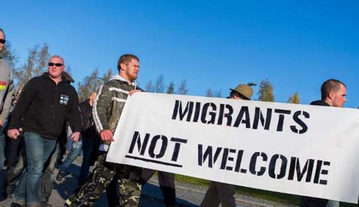 Guardian: Γιατί άλλαξαν στάση για τους πρόσφυγες Σουηδία και Δανία