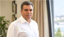 ΜΑΝΟΣ ΚΟΝΣΟΛΑΣ: «Πως θα μειωθούν κατά 30% οι λογαριασμοί του ρεύματος μέσα σε μία τριετία»