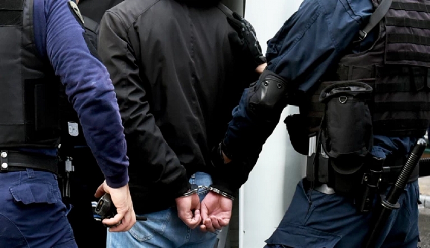 Στο “δόκανο” της Αστυνομίας δύο σπείρες ναρκωτικών στην Κάλυμνο – Η πολυτελής ζωή και το λεξικό της εξάρτησης