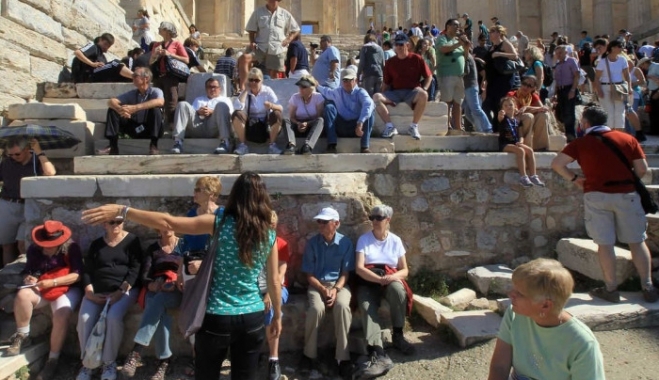 Welt: Η κρίση στην Τουρκία ωφελεί τον ελληνικό τουρισμό