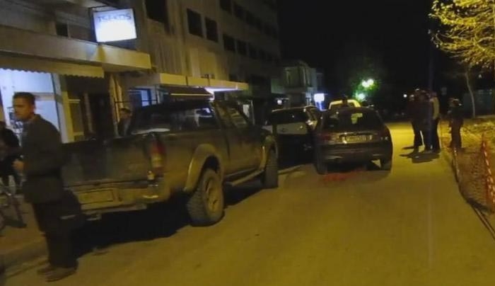 Απίστευτο περιστατικό στην Καλαμάτα: Φοιτήτρια έκλεψε αυτοκίνητο και προκάλεσε ζημιές σε 22 οχήματα [vid]