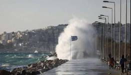 Καιρός σήμερα: Στους 40 βαθμούς η θερμοκρασία – Έως 9 μποφόρ οι ριπές των ανέμων