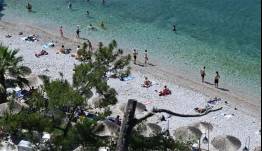 Καιρός σήμερα: Ζέστη με 33 βαθμούς – Βροχές στα ηπειρωτικά και καταιγίδες στα δυτικά ορεινά