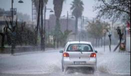 Καιρός σήμερα: Βροχές και καταιγίδες στα δυτικά και βόρεια – Αναλυτική πρόγνωση